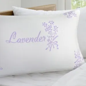 Canada Loft - Lavender Scented Pillow