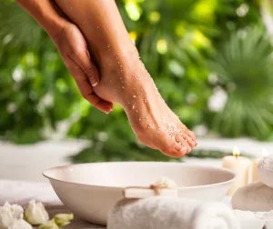 Organic Cooling & Exfoliating Foot Scrub