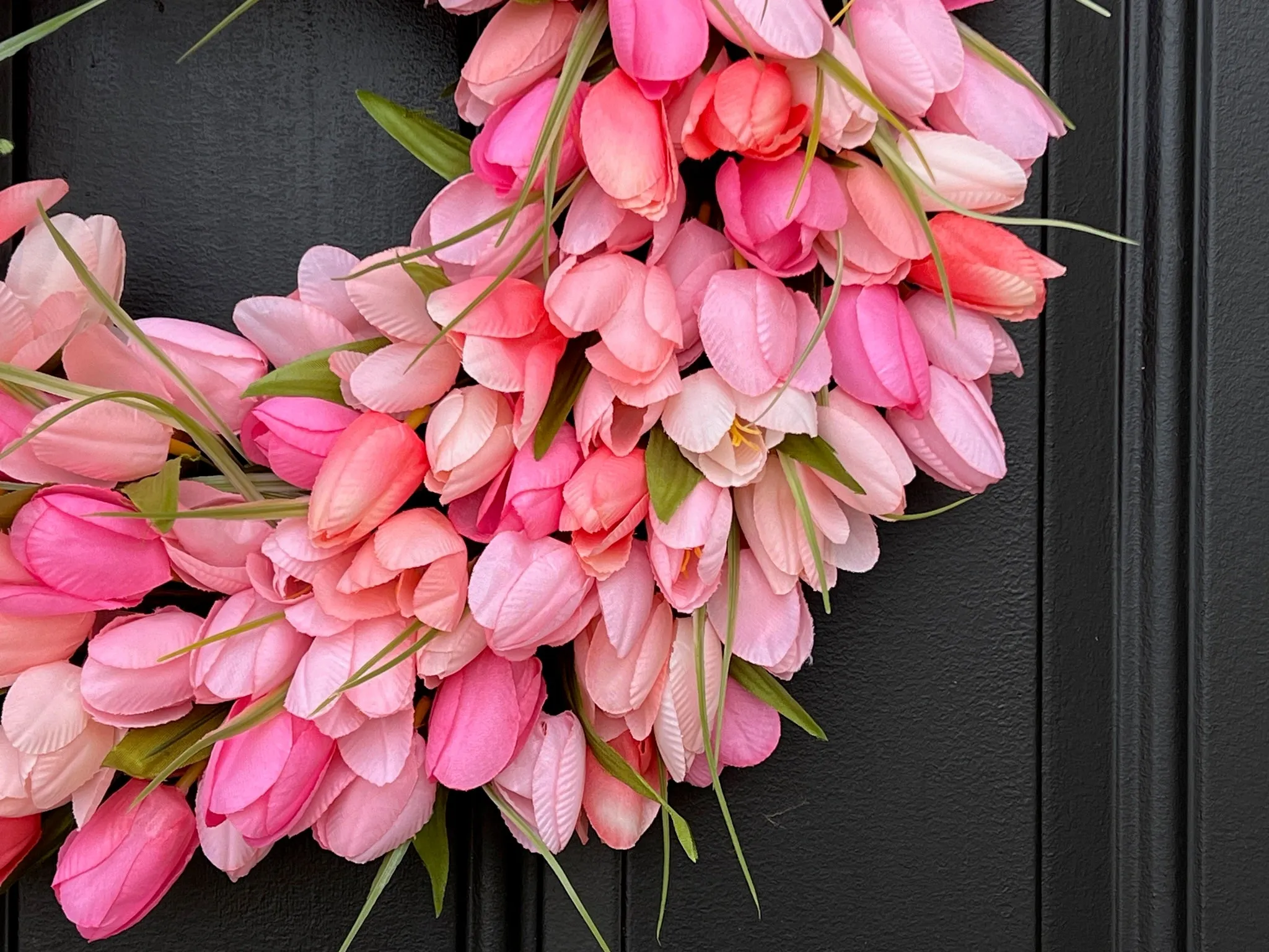 Peachy Pink Tulip Wreath