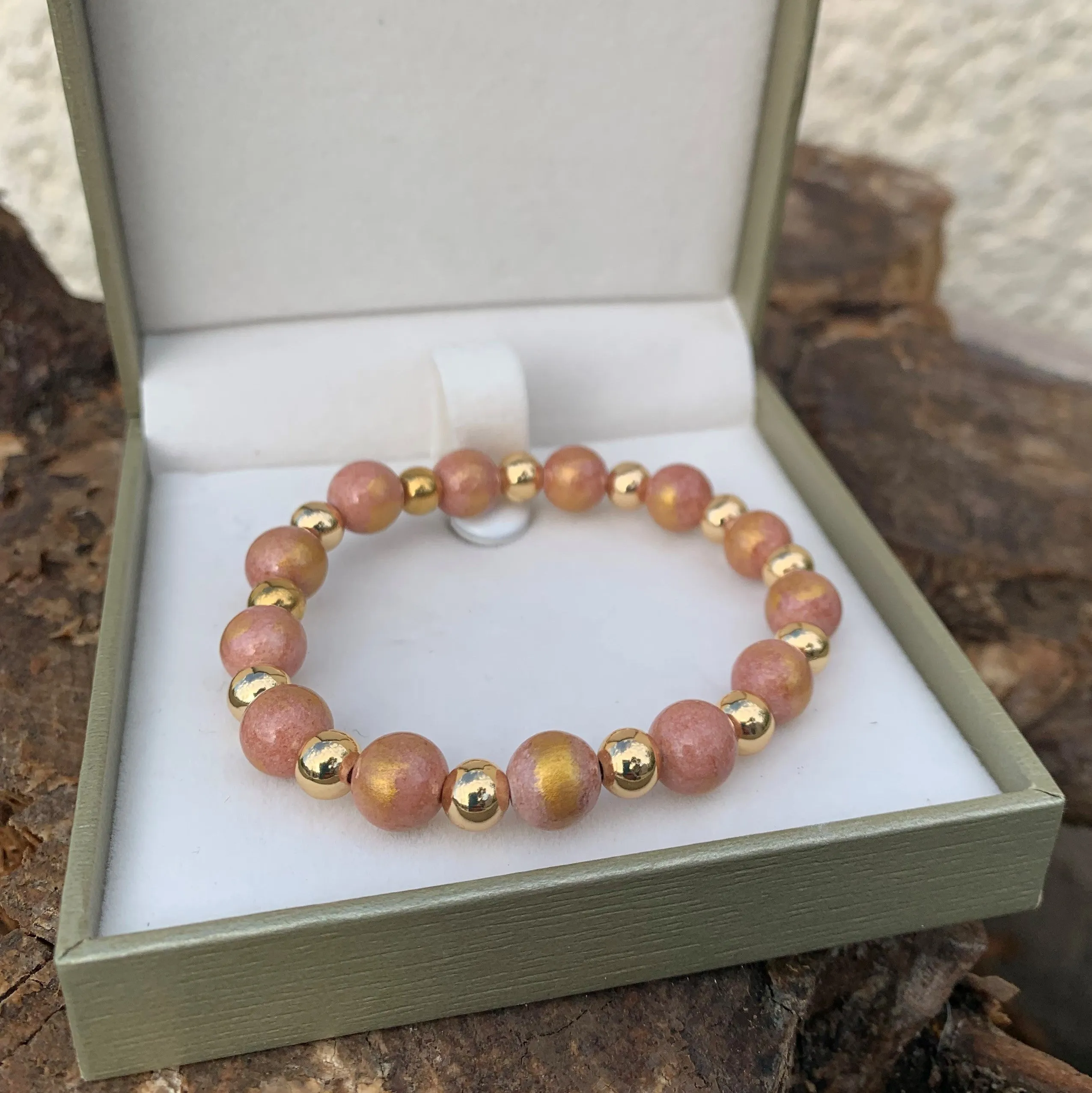 Salmon Jade Mashan bracelet, a bracelet for Mother's Day